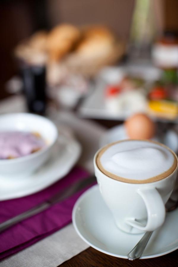 Neuwirt - Boutiquehotel & Wirtshaus Bad Vigaun Luaran gambar