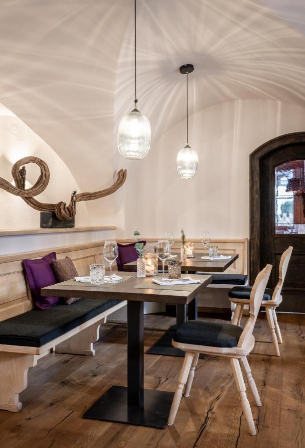 Neuwirt - Boutiquehotel & Wirtshaus Bad Vigaun Luaran gambar