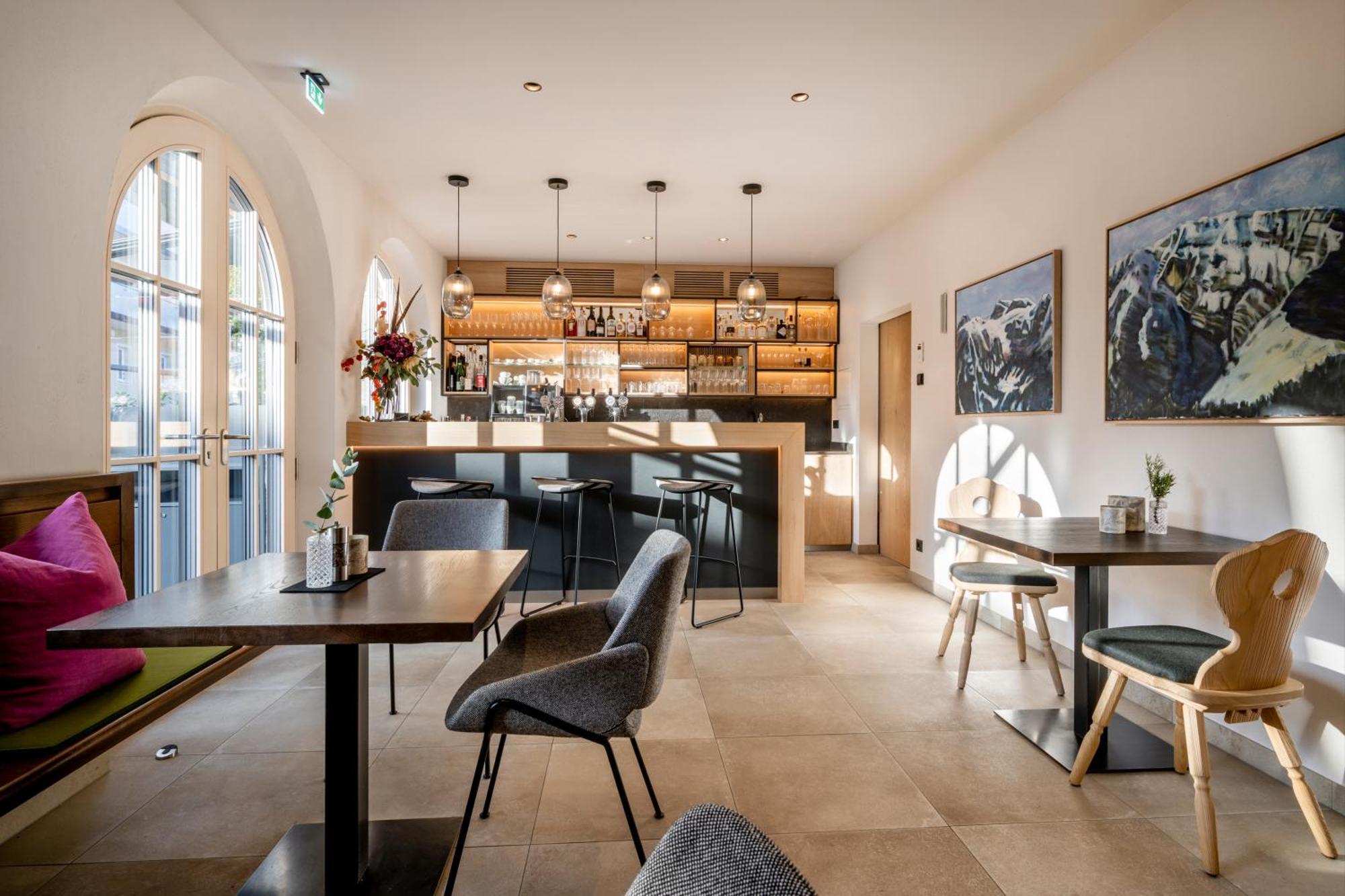 Neuwirt - Boutiquehotel & Wirtshaus Bad Vigaun Luaran gambar